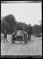 Plaque verre photo ancienne négatif noir et blanc 6x9 cm voiture enfant France 