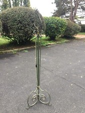 R 1394 Lampadaire en fer forgé peint en vert  Bien Lire le descriptif SVP