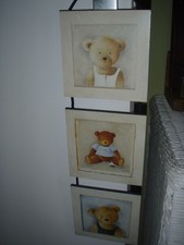 cadres  en enfilades  enfants thème oursons  bon état