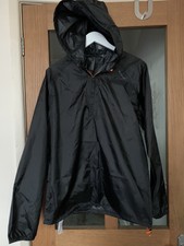 DECATHLON QUECHUA Noir Imperméable À Enfiler Veste Taille M entièrement neuf sans étiquette