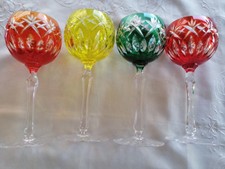 4 Anciens Verres de couleurs en cristal non estampillés