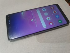 SAMSUNG S10 PLUS SM-G975F ,128 GO,BONNE ÉTAT ,déverrouiller toutes les opérateur