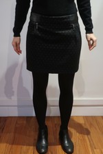 Jupe d'hiver Nafnaf noir à poids blanc et empiècement simili cuir T36