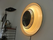 GINO SARFATTI APPLIQUE OU PLAFONNIER  EN LAITON, VERRE ET METAL LAQUE ANNEES 60