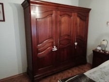 armoire ancienne merisier très on état , 2,10x2,00x0,55