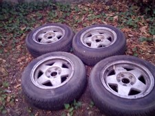 4 jantes aluminiums GM avec pneus kingstars en 15