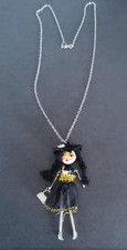 Collier Pendentif Poupée