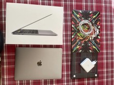 Apple MacBook Pro 13,3" Touch Bar Mid 2019 QWERTY US