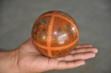 Vieux en Bois Rond Balle Forme Différent Animaux Image Poudre / Pilule Boîte