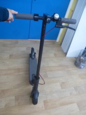 trottinette électrique Xiaomi model M365 ( hors service )