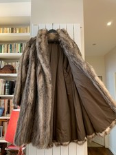 Veste longue Fourrure véritable Ragondin 