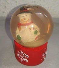ANCIENNE BOULE DE NEIGE EN VERRE UN BONHOMME DE NEIGE 1950-1970 