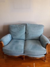 canapé 2 places + 2 fauteuils+ repose pieds de style