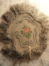 Ecran à Main Pare Feu Étincelles  Brodé  sur lin, Napoléon lll