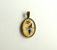 Pendentif ovale, au motif de petit oiseau, de style japonais (papier origami).