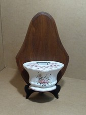 Support mural bois avec vase piques fleurs Moustiers