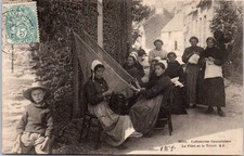 35 CANCALE - Cancalaises au travail, le filet et tricot.