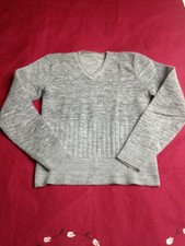 Pull gris taille XS (34/36)  EN EXCELLENT ETAT