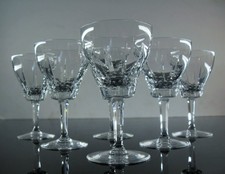 ANCIENNES 6 VERRES A VIN BLANC OU DIGESTIF EN CRISTAL TAILLE VILLEROY ET BOCH 