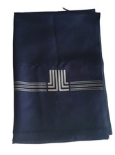 LANVIN  echarpe  en  laine 70%  et soie 30%  vintage bleu marine 