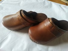 CHAUSSURE FILLE BÉBÉ POINTURE 24 25 cuir sabots fabriquées France tradition déco