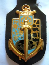 INSIGNE + CUIR LE CMFP (Centre Militaire de Formation Professionnelle) D.P