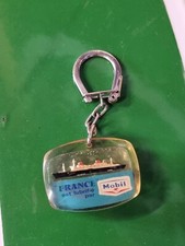 VINTAGE PORTE CLÉS BOURBON paquebot  FRANCE huile MOBIL bateau