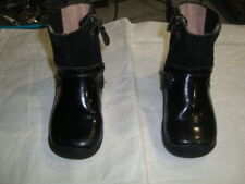 BOTTES VERBAUDET NOIRES TAILLE 24 BON ETAT ET ENTRETENUES