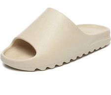 Claquette Yeezy Slide