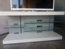 Meuble télévision laqué blanc marque Erard, état neuf