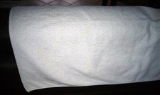 Grande SERVIETTE de TOILETTE  Eponge Blanche   128cm / 74cm