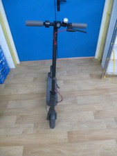 trottinette électrique xiaomi model M365 ( occasion , défaut )