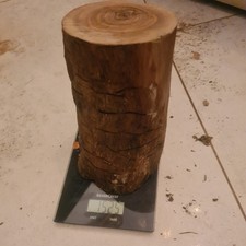 Bois d'olivier Provence N°12A lot 1 rondin 1kg5  ,tournage,sculpture,coutellerie