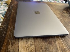 Macbook Pro Retina 13p 2017 Touchbar   i5 2,9GHz   8Go RAM   256Go SSD