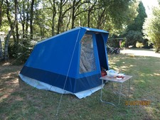 Tente de camping de la marque Cabanon