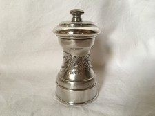 Moulin poivre métal argent Peugeot Silver plated Pepper mill grinder