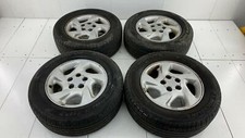 LOT 4 JANTES ALU + PNEUS TOYOTA RAV4 1 PHASE 2 2.0i - 16V 4X4 /R:55361034