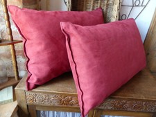 ? Lot 2 Coussins fauteuil Canapé Daim Velours Bordeaux Peau de pêche 43 X 30 cm