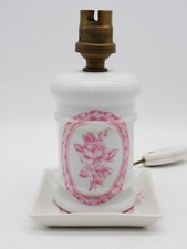 PIED DE LAMPE ELECTRIFIE SUR SA COUPELLE PORCELAINE DE PARIS HAUT 10 CM DAI80