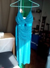 robe soirée bleue, taille S robe soirée bleue, taille S, avec des toutrs petites
