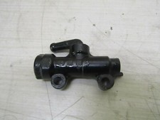 corps de maitre cylindre arriere triumph 900 trident daytona speedtriple 92 96