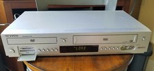 SAMSUNG DVD-V8600 DVD PLAYER VHS COMBO + CARD READER 