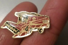 Pin s broche Massey ferguson MF Materiel agricole moissonneuse tracteur tractor