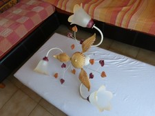 SUSPENSION LUSTRE 3 BRANCHES FEUILLAGES ET TULIPE - EN FER PEINT CREME et MARRON