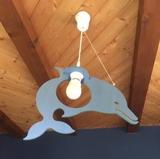 Suspension Enfant Dauphin Bleu