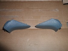 2 cache gauche et droit de bas tableau de bord RENAULT MEGANE 1 de 1995 a 1999