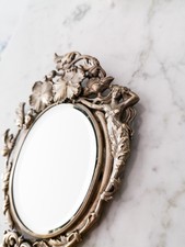 Miroir ancien Art Nouveau finement sculpté style Janvier Quercia laiton argenté