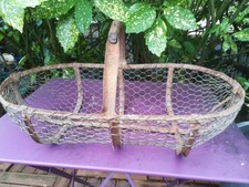 Ancien grand panier en fil de fer grillagé poignée bois / 1920-1930