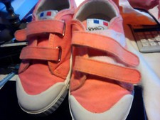 PAIRE DE CHAUSSURES ENFANTS SPRING COURT COLORIS CORAIL POINT 27