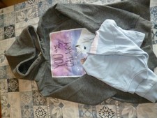 NEUF sweat à capuche H et M et autre sweat bon état 11 12 ans